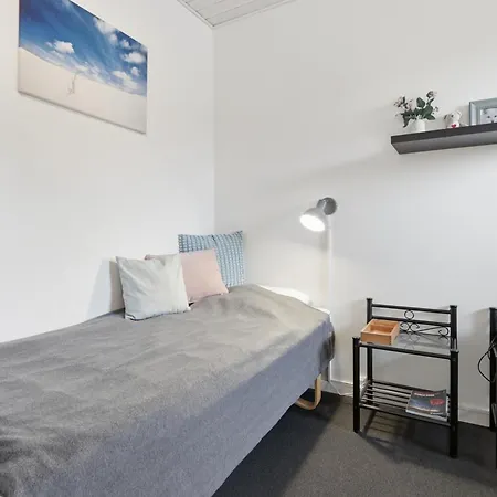 Charmerende I Stueetagen Sj3104 Apartment Henne Strand